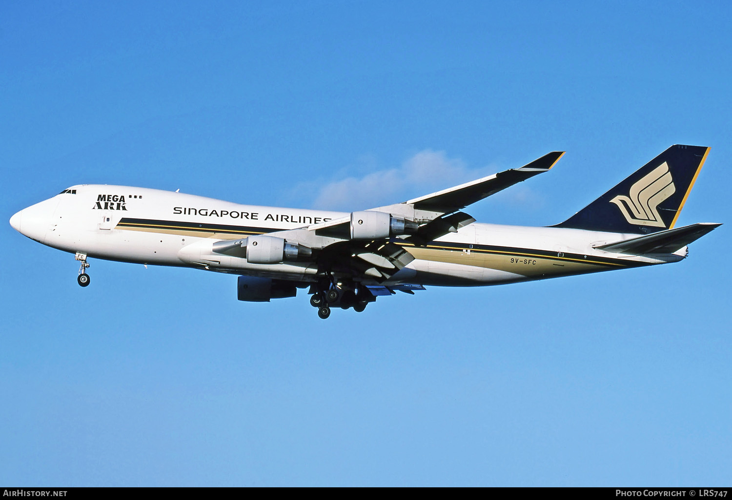 Aircraft Photo of 9V-SFC | Boeing 747-412F/SCD | Singapore Airlines | AirHistory.net #271382
