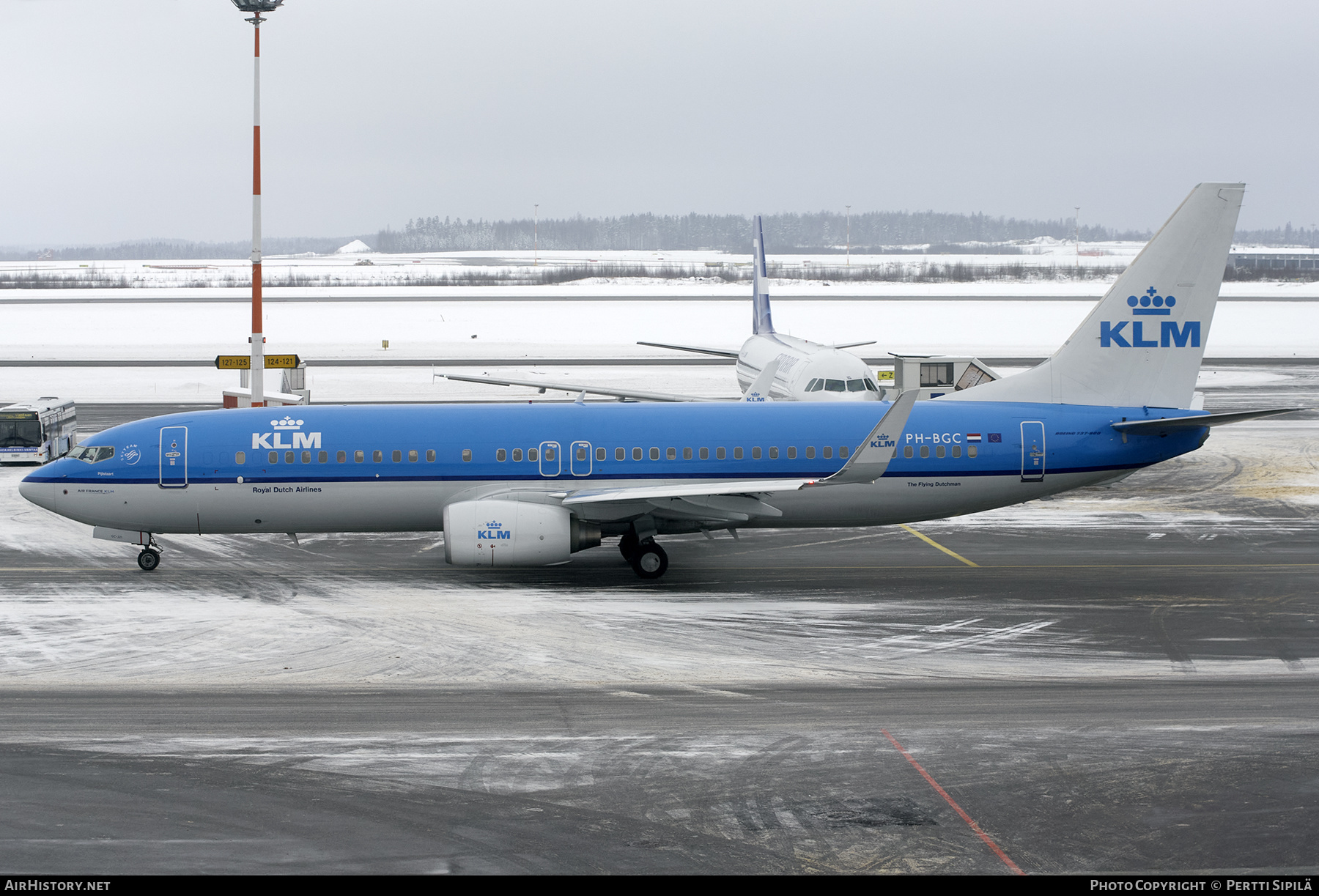 Aircraft Photo of PH-BGC | Boeing 737-8K2 | KLM - Royal Dutch Airlines | AirHistory.net #271393