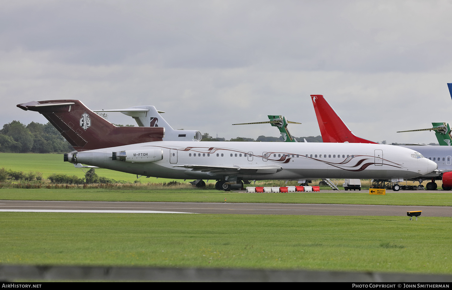 Aircraft Photo of M-FTOH | Boeing 727-269/Adv | AirHistory.net #271397
