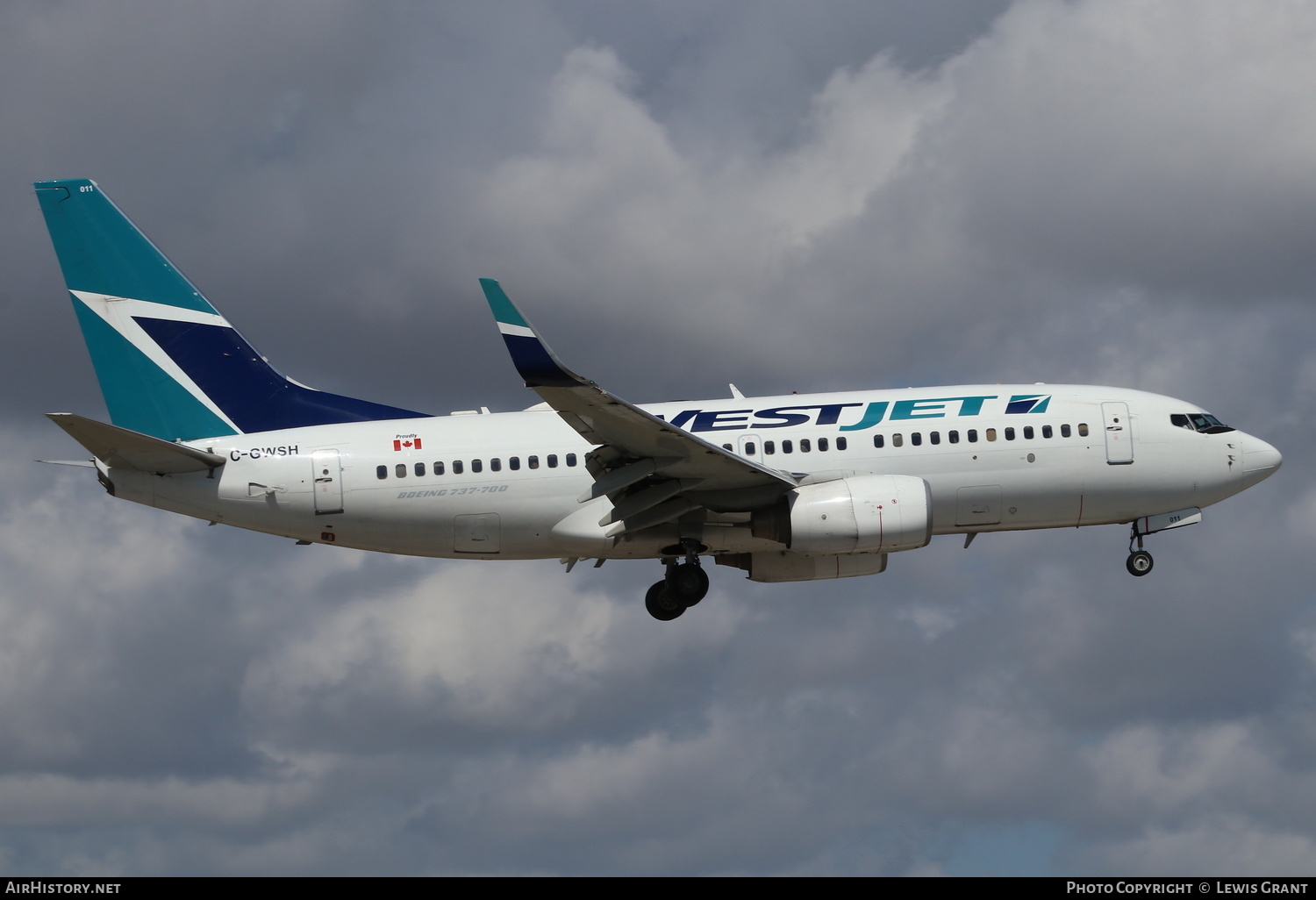 Aircraft Photo of C-GWSH | Boeing 737-76N | WestJet | AirHistory.net #271405