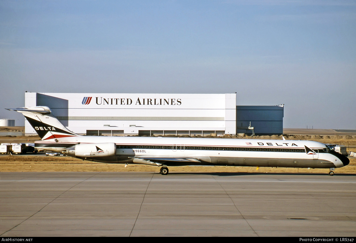 Aircraft Photo of N966DL | McDonnell Douglas MD-88 | Delta Air Lines | AirHistory.net #271431