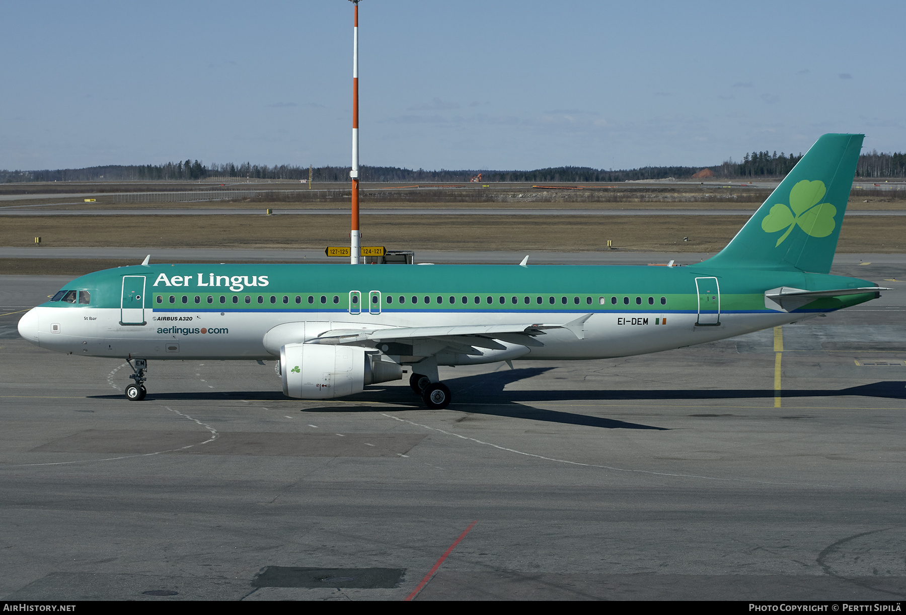 Aircraft Photo of EI-DEM | Airbus A320-214 | Aer Lingus | AirHistory.net #271501