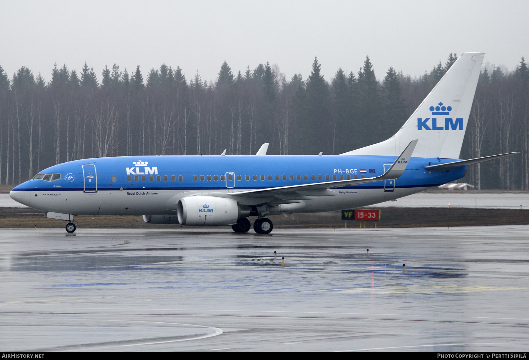 Aircraft Photo of PH-BGE | Boeing 737-7K2 | KLM - Royal Dutch Airlines | AirHistory.net #271517
