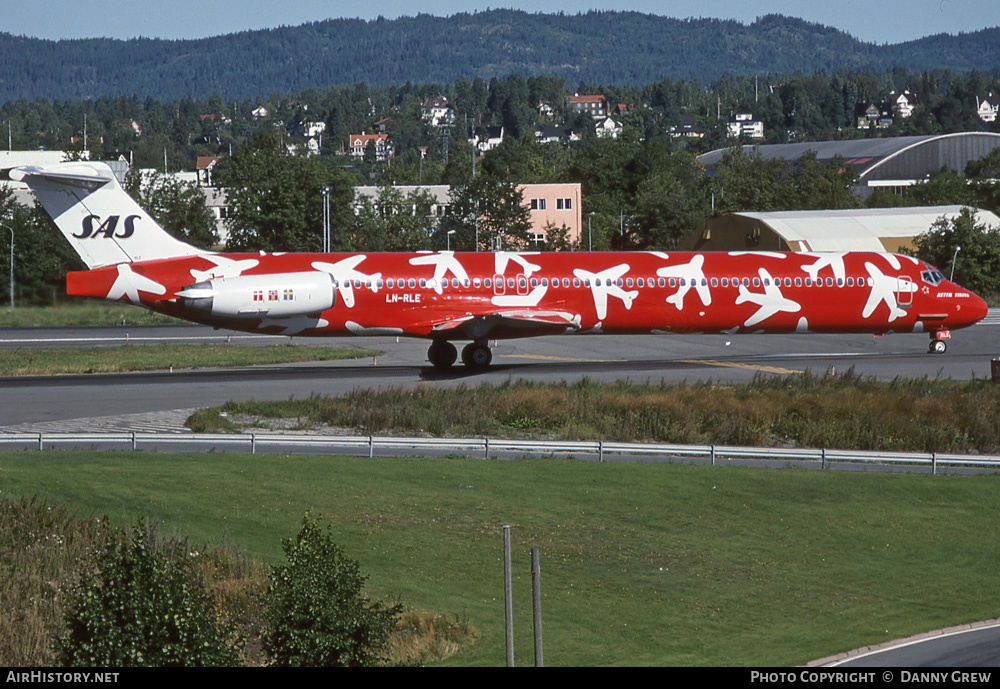 Aircraft Photo of LN-RLE | McDonnell Douglas MD-82 (DC-9-82) | Scandinavian Airlines - SAS | AirHistory.net #271528