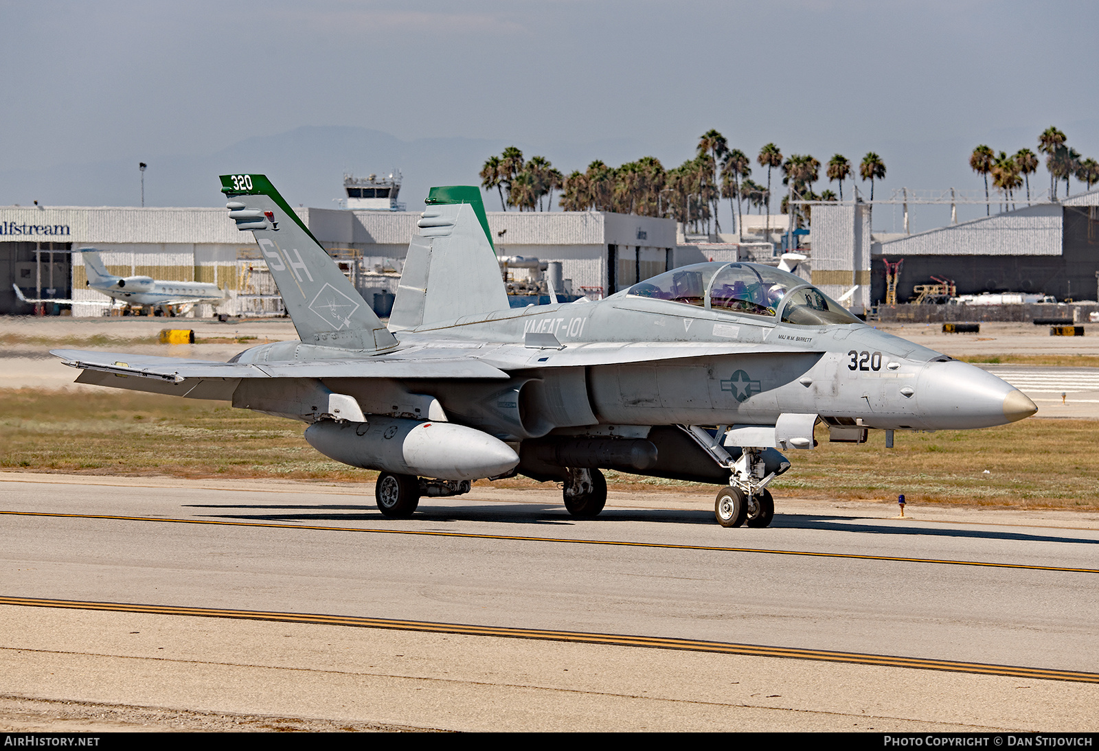 Aircraft Photo of 164254 | McDonnell Douglas F/A-18D Hornet | USA - Marines | AirHistory.net #271531