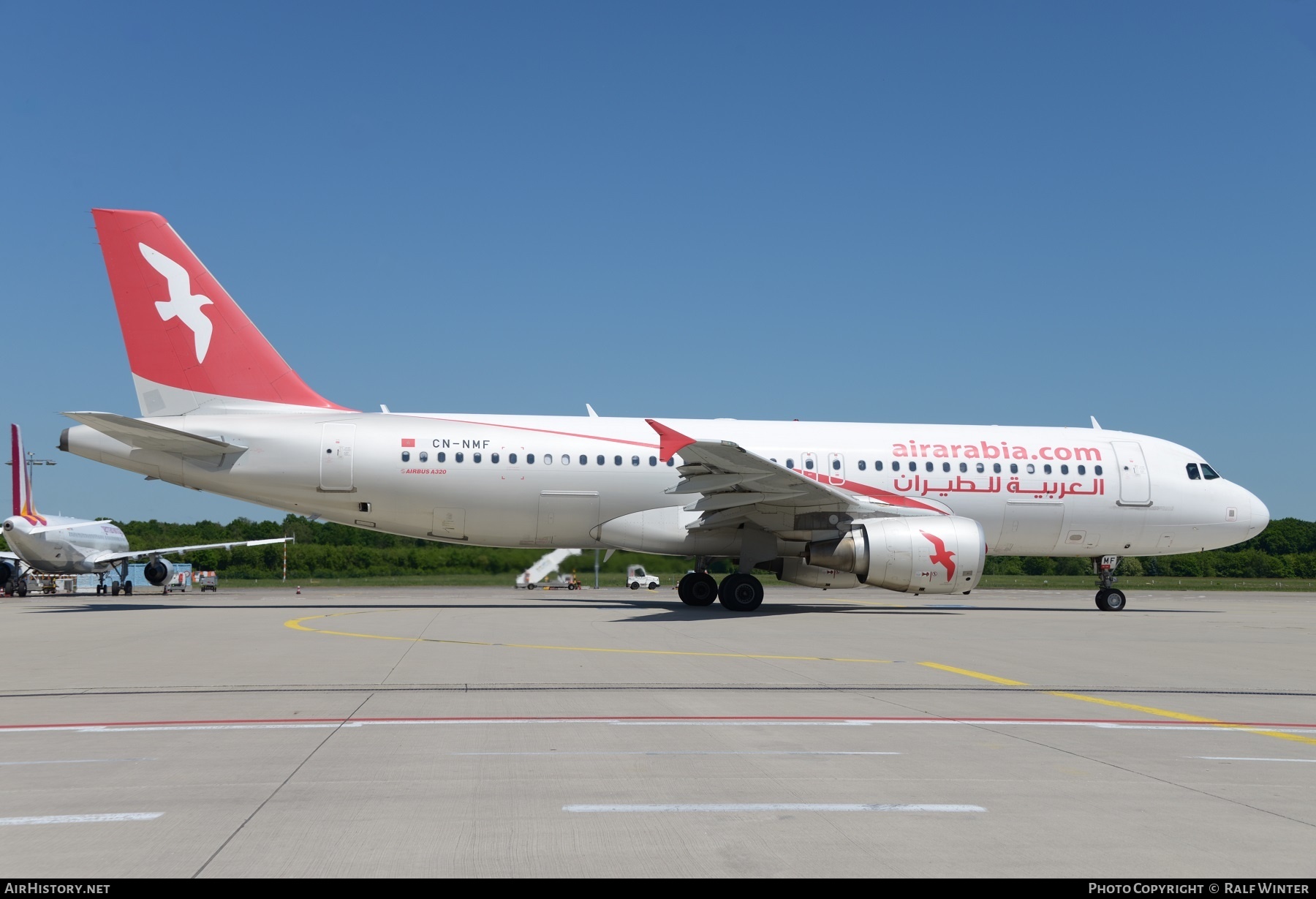 Aircraft Photo of CN-NMF | Airbus A320-214 | Air Arabia | AirHistory.net #271637