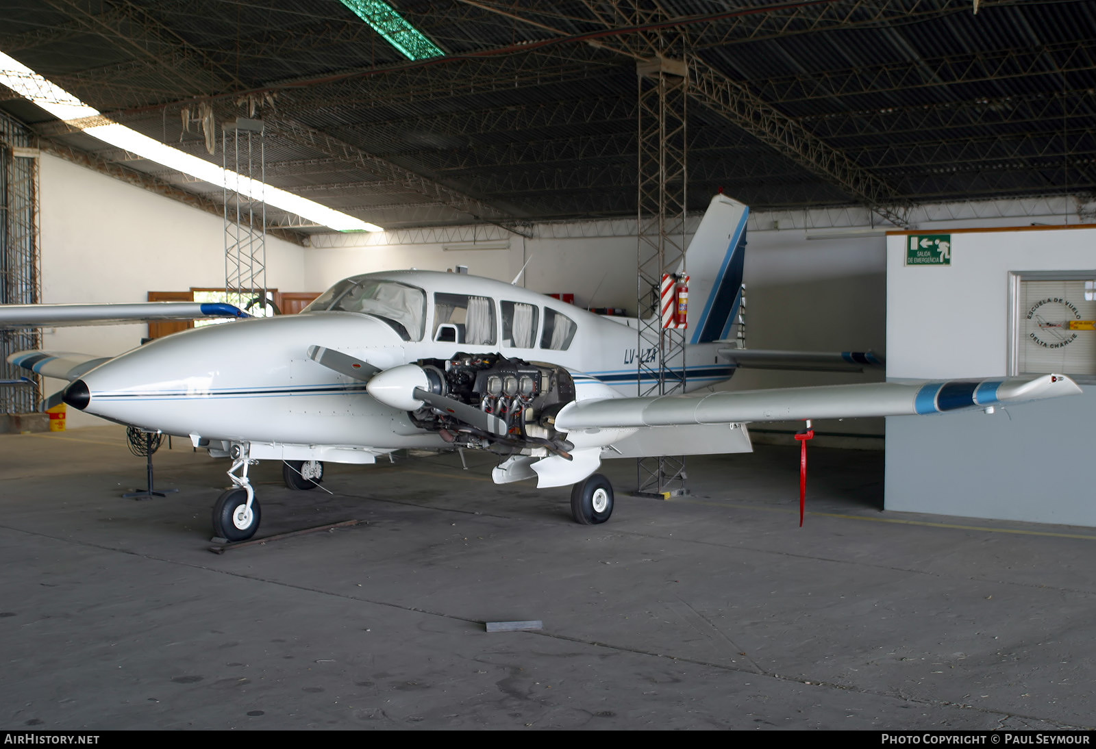 Aircraft Photo of LV-LZA | Chincul PA-A-23-250 Aztec F | AirHistory.net #271643