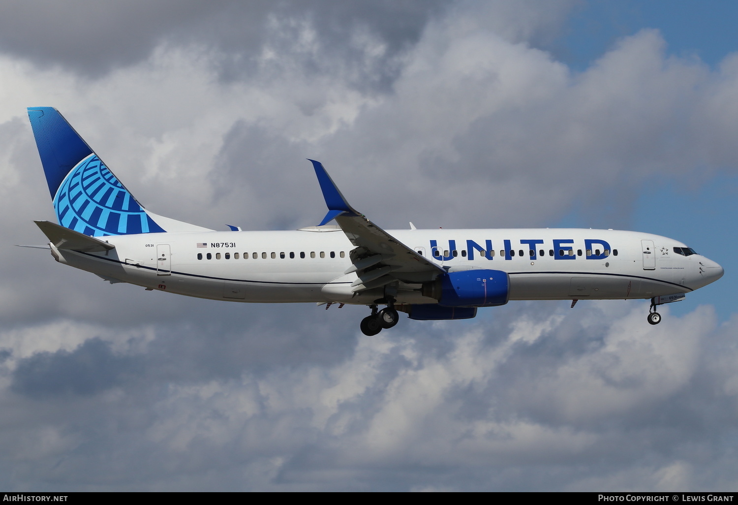 Aircraft Photo of N87531 | Boeing 737-824 | United Airlines | AirHistory.net #271762