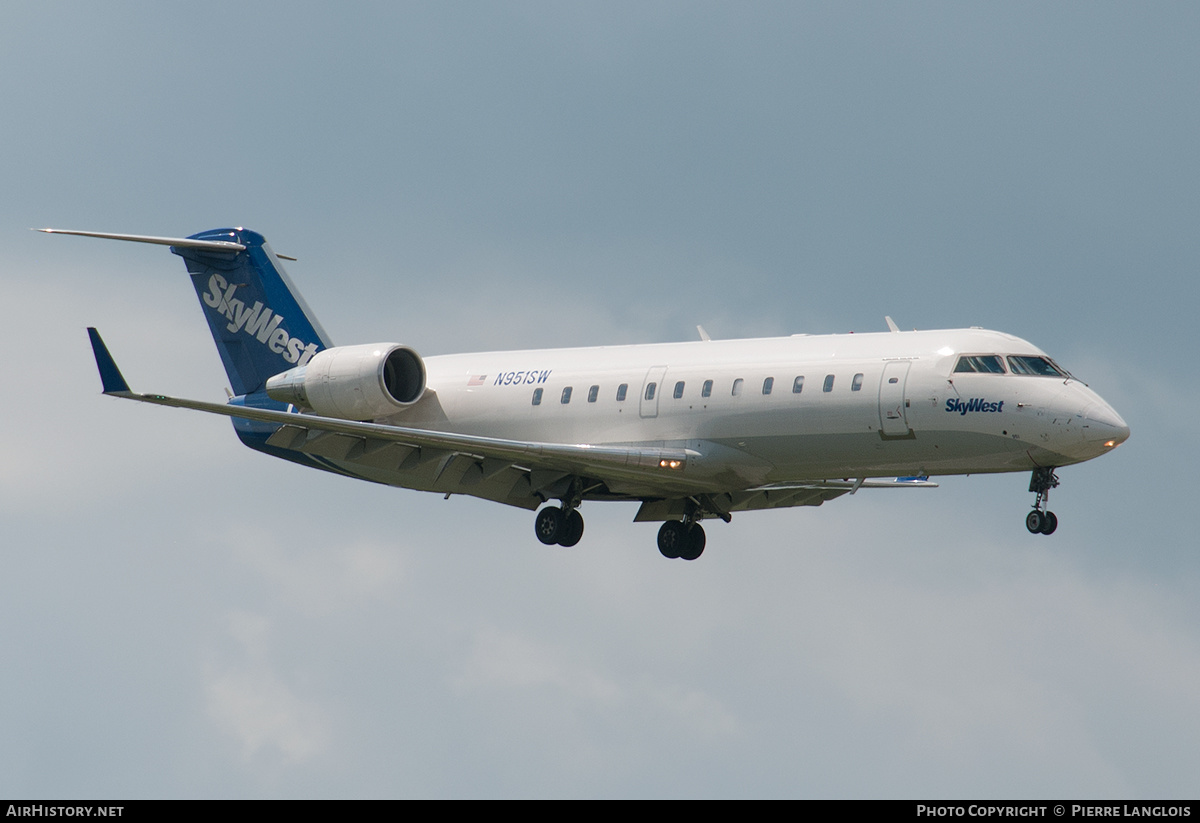 Aircraft Photo of N951SW | Bombardier CRJ-200ER (CL-600-2B19) | SkyWest Airlines | AirHistory.net #271801