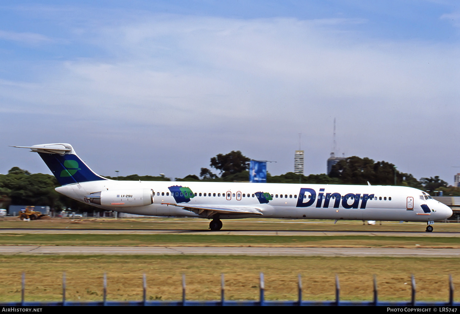 Aircraft Photo of LV-ZSU | McDonnell Douglas MD-82 (DC-9-82) | Dinar Líneas Aéreas | AirHistory.net #271935