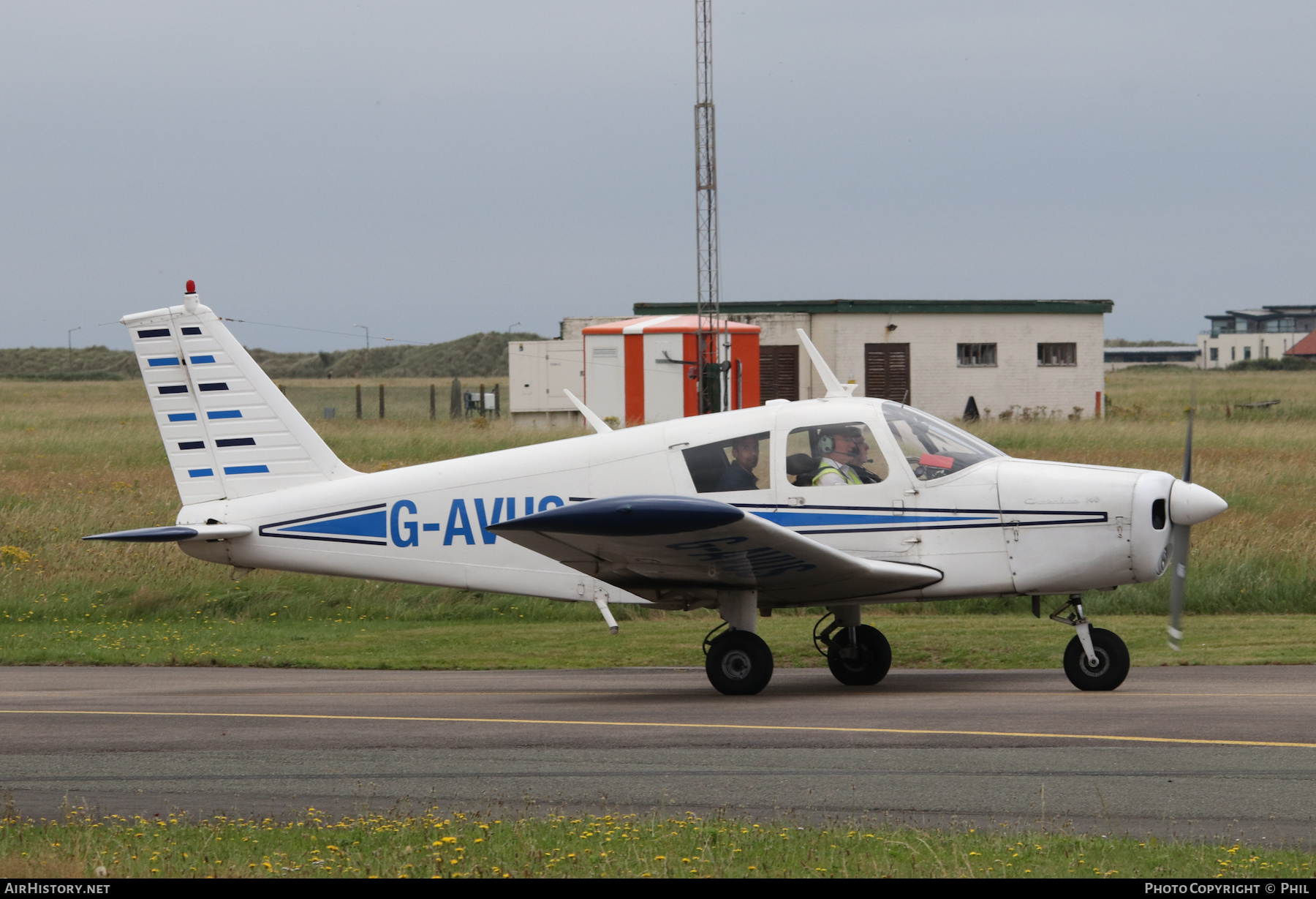 Aircraft Photo of G-AVUS | Piper PA-28-140 Cherokee | AirHistory.net #271936