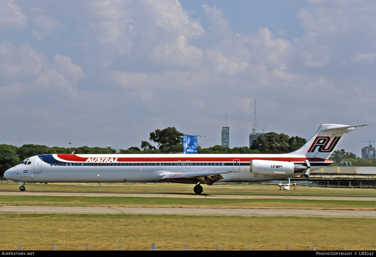 Aircraft Photo of LV-WPY | McDonnell Douglas MD-81 (DC-9-81) | Austral Líneas Aéreas | AirHistory.net #271974