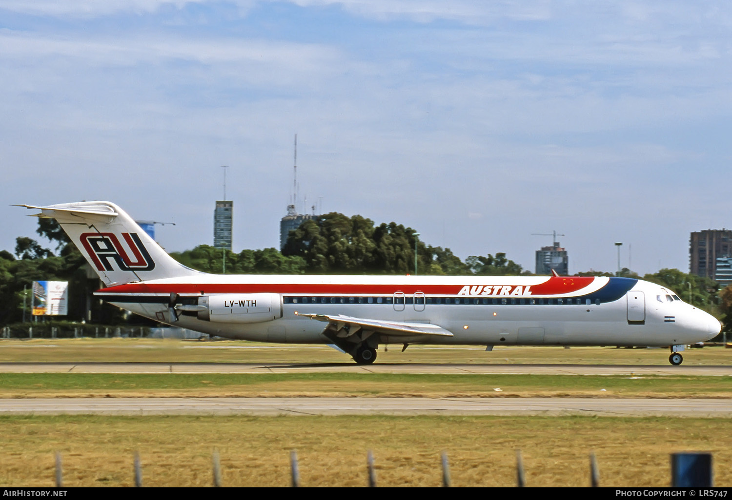 Aircraft Photo of LV-WTH | McDonnell Douglas DC-9-31 | Austral Líneas Aéreas | AirHistory.net #271981