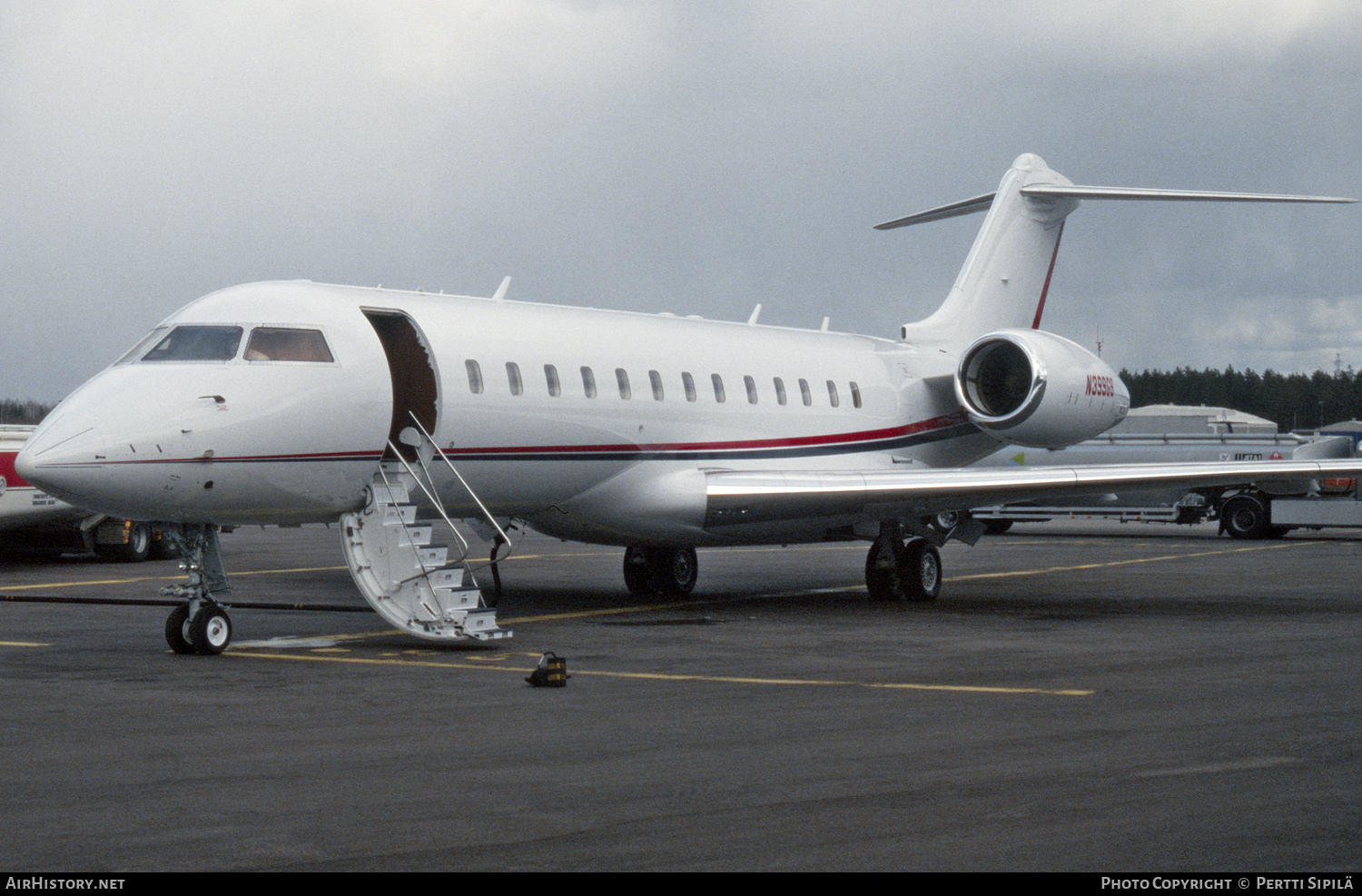 Aircraft Photo of N399GS | Bombardier Global Express (BD-700-1A10) | AirHistory.net #272042