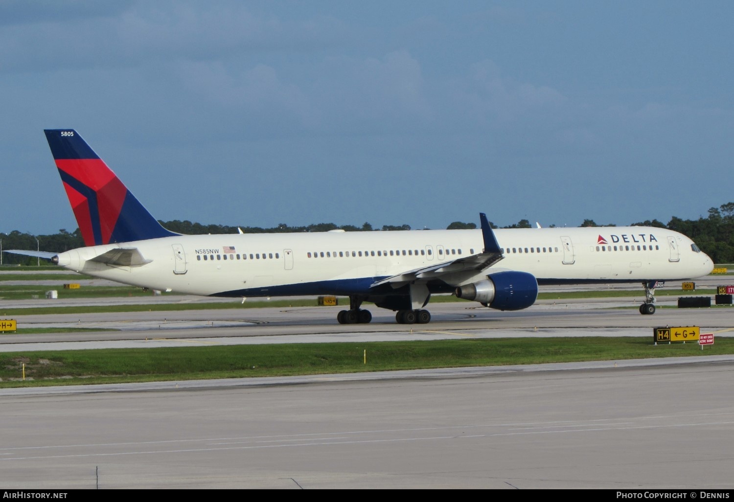 Aircraft Photo of N585NW | Boeing 757-351 | Delta Air Lines | AirHistory.net #272049