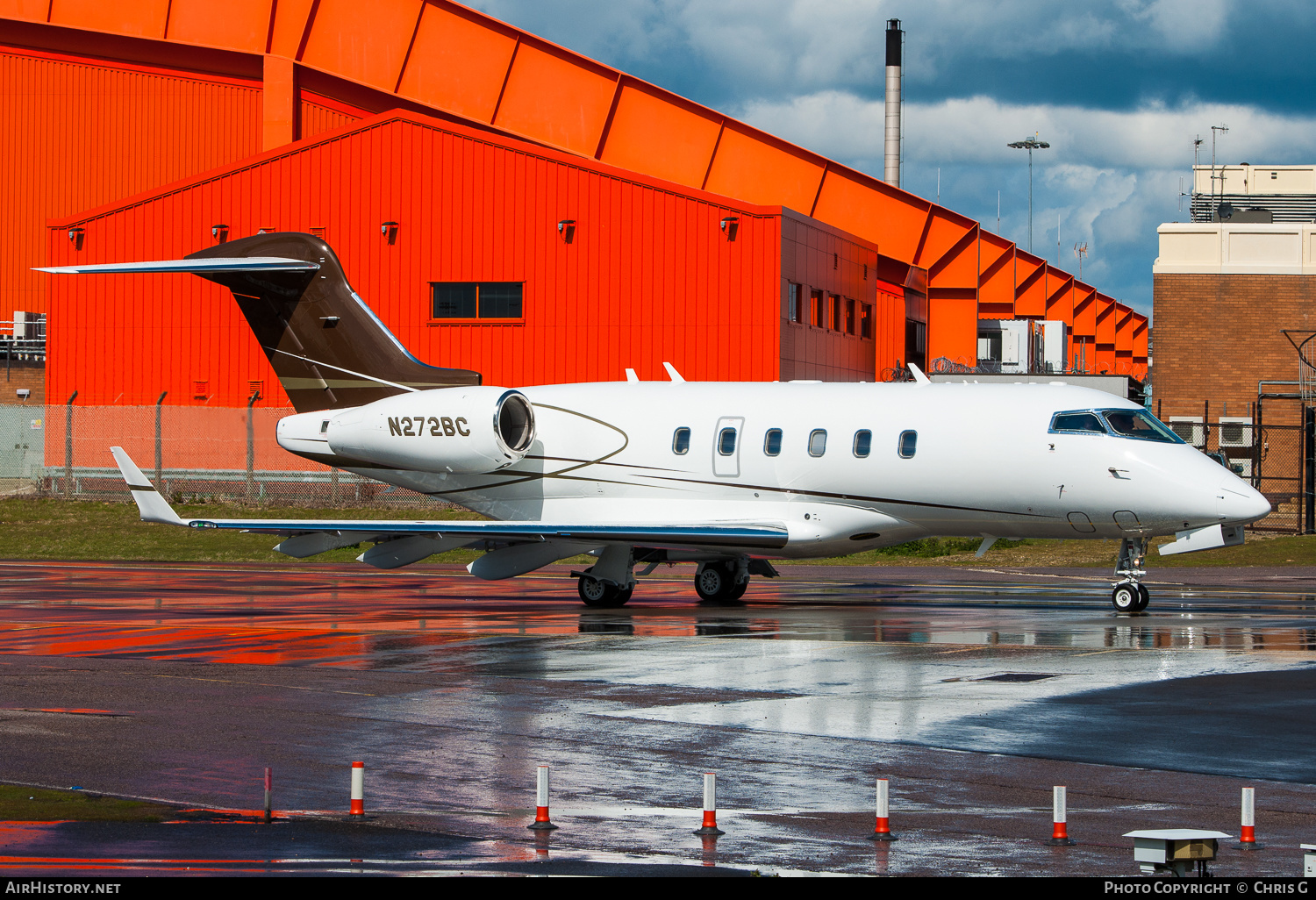 Aircraft Photo of N272BC | Bombardier Challenger 300 (BD-100-1A10) | AirHistory.net #272087
