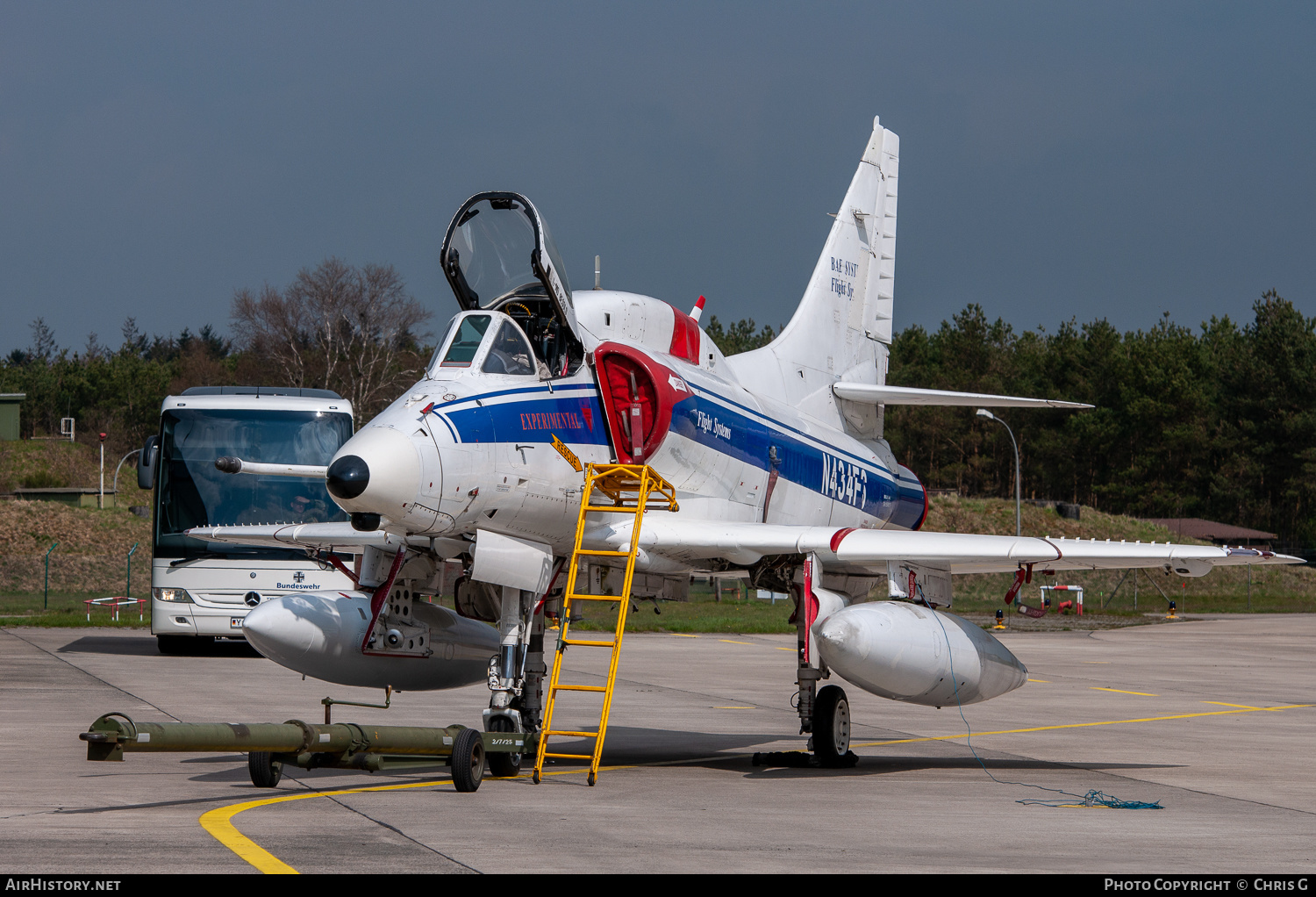 Aircraft Photo of N434FS | McDonnell Douglas A-4N Skyhawk II | BAE Systems Flight Systems | AirHistory.net #272091