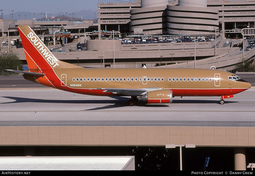 Aircraft Photo of N684WN | Boeing 737-3T0 | Southwest Airlines | AirHistory.net #272126