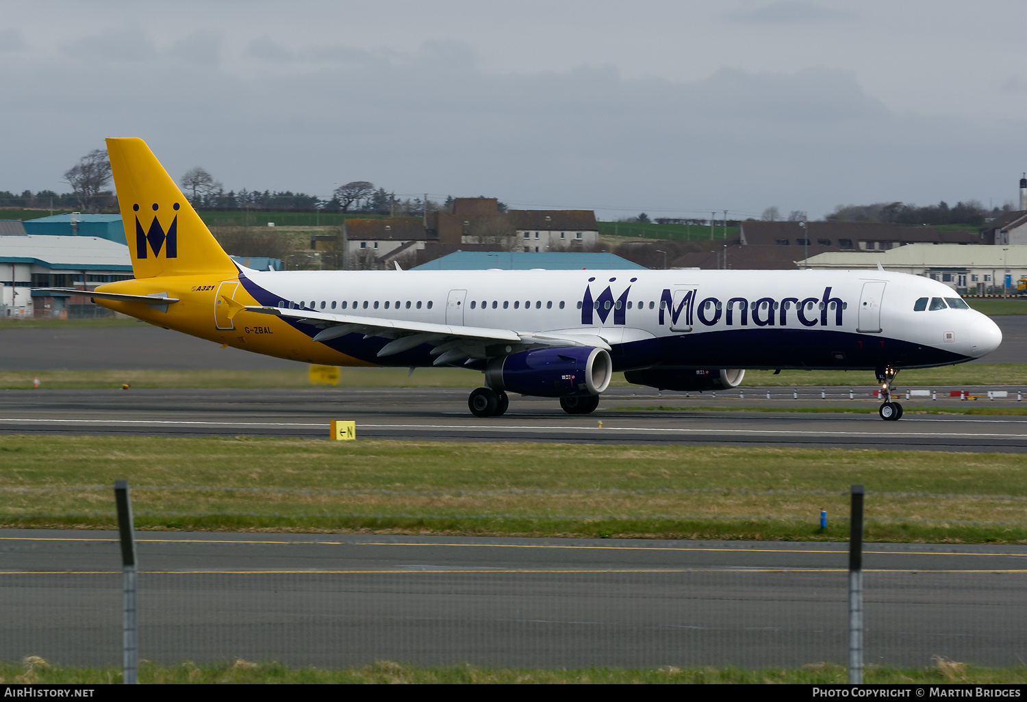 Aircraft Photo of G-ZBAL | Airbus A321-231 | Monarch Airlines | AirHistory.net #272159