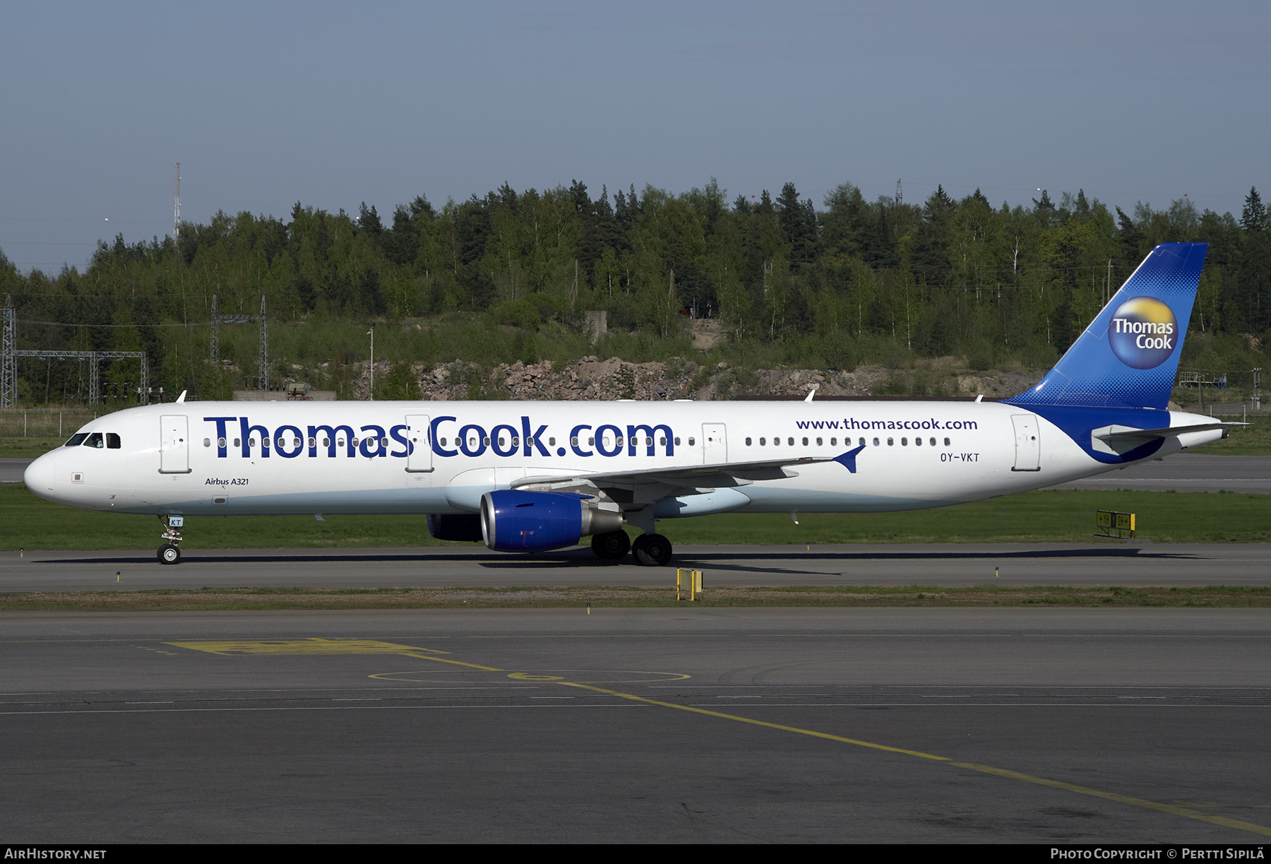 Aircraft Photo of OY-VKT | Airbus A321-211 | Thomas Cook Airlines Scandinavia | AirHistory.net #272229