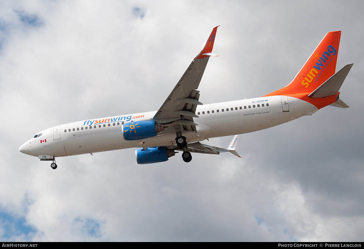 Aircraft Photo of C-GOFW | Boeing 737-8BK | Sunwing Airlines | AirHistory.net #272250