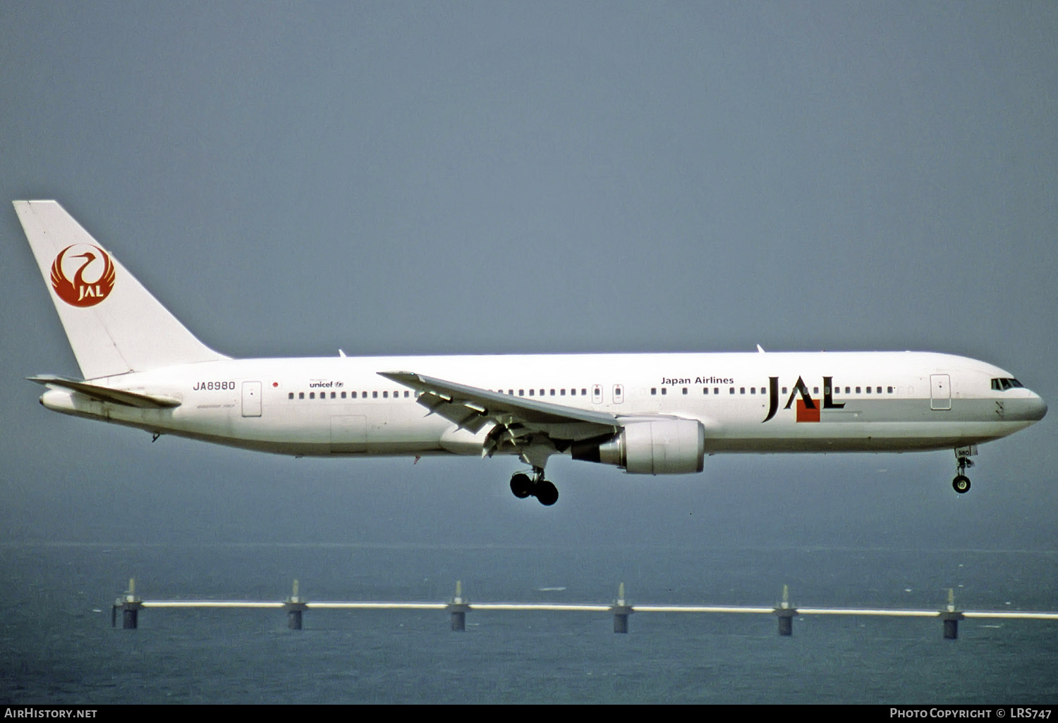 Aircraft Photo of JA8980 | Boeing 767-346 | Japan Airlines - JAL | AirHistory.net #272329