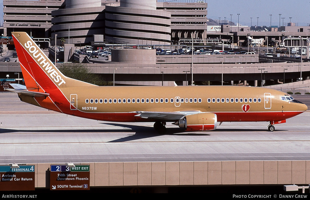 Aircraft Photo of N637SW | Boeing 737-3H4 | Southwest Airlines | AirHistory.net #272333