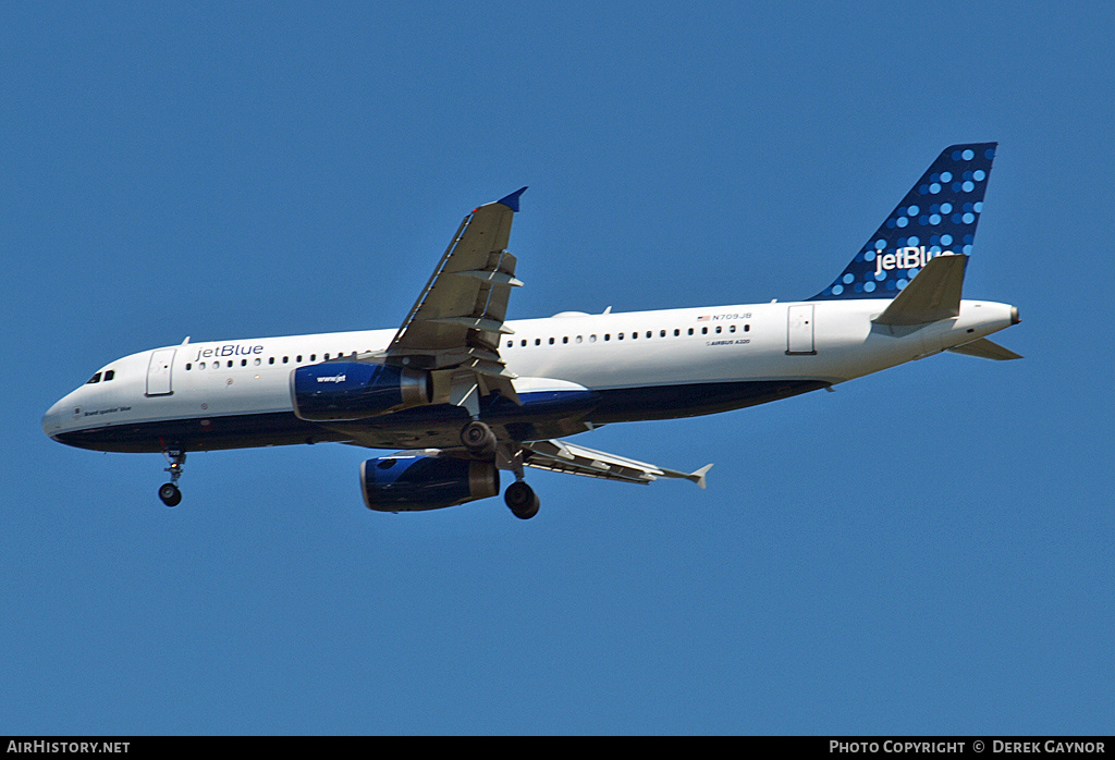 Aircraft Photo of N709JB | Airbus A320-232 | JetBlue Airways | AirHistory.net #272405