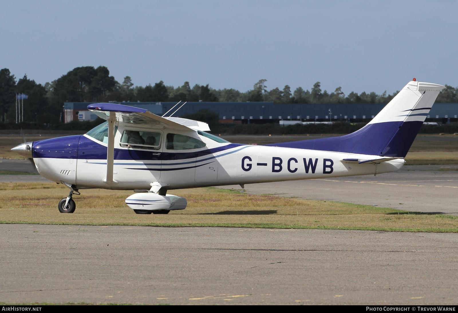 Aircraft Photo of G-BCWB | Cessna 182P Skylane | AirHistory.net #272619