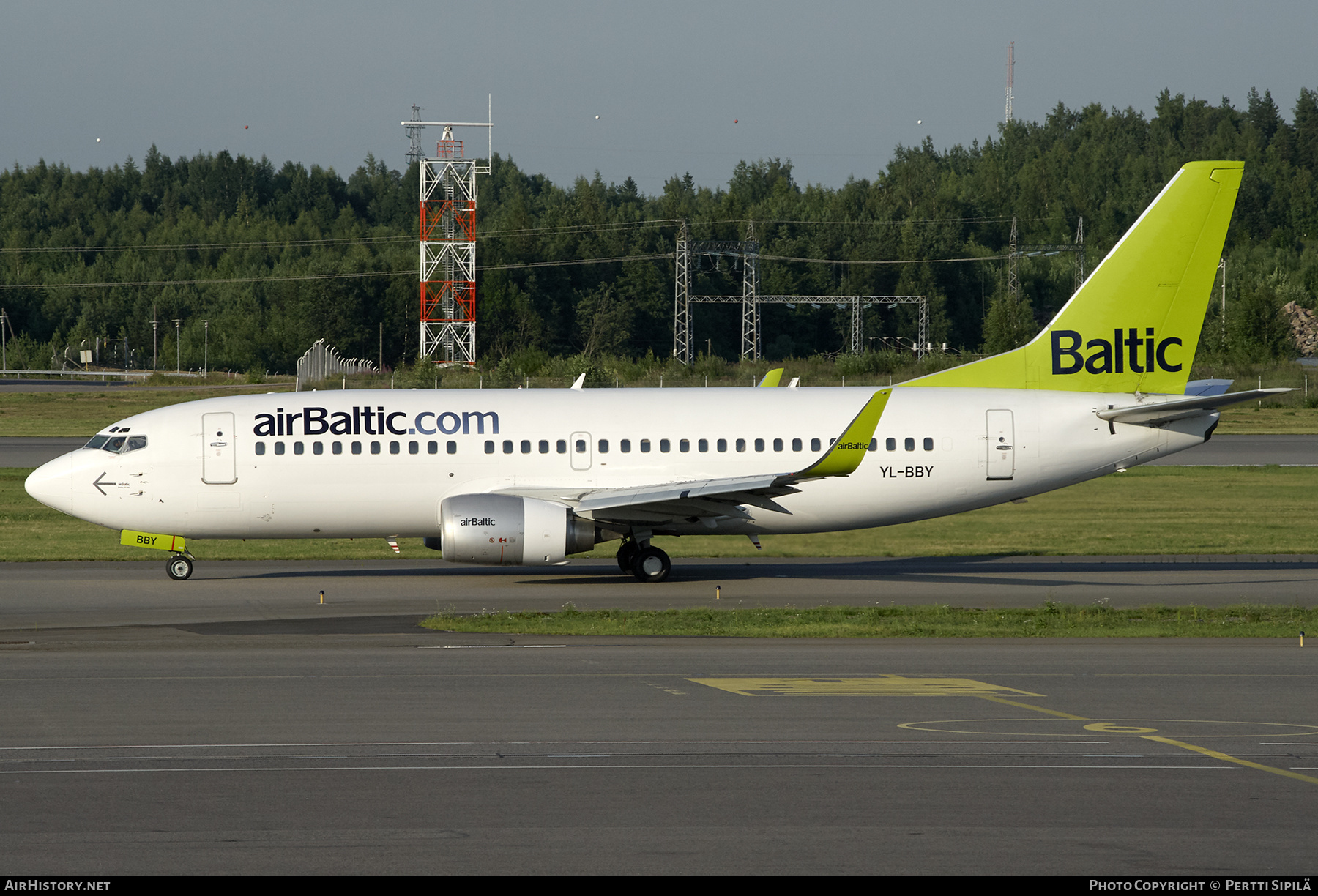 Aircraft Photo of YL-BBY | Boeing 737-36Q | AirBaltic | AirHistory.net #272661
