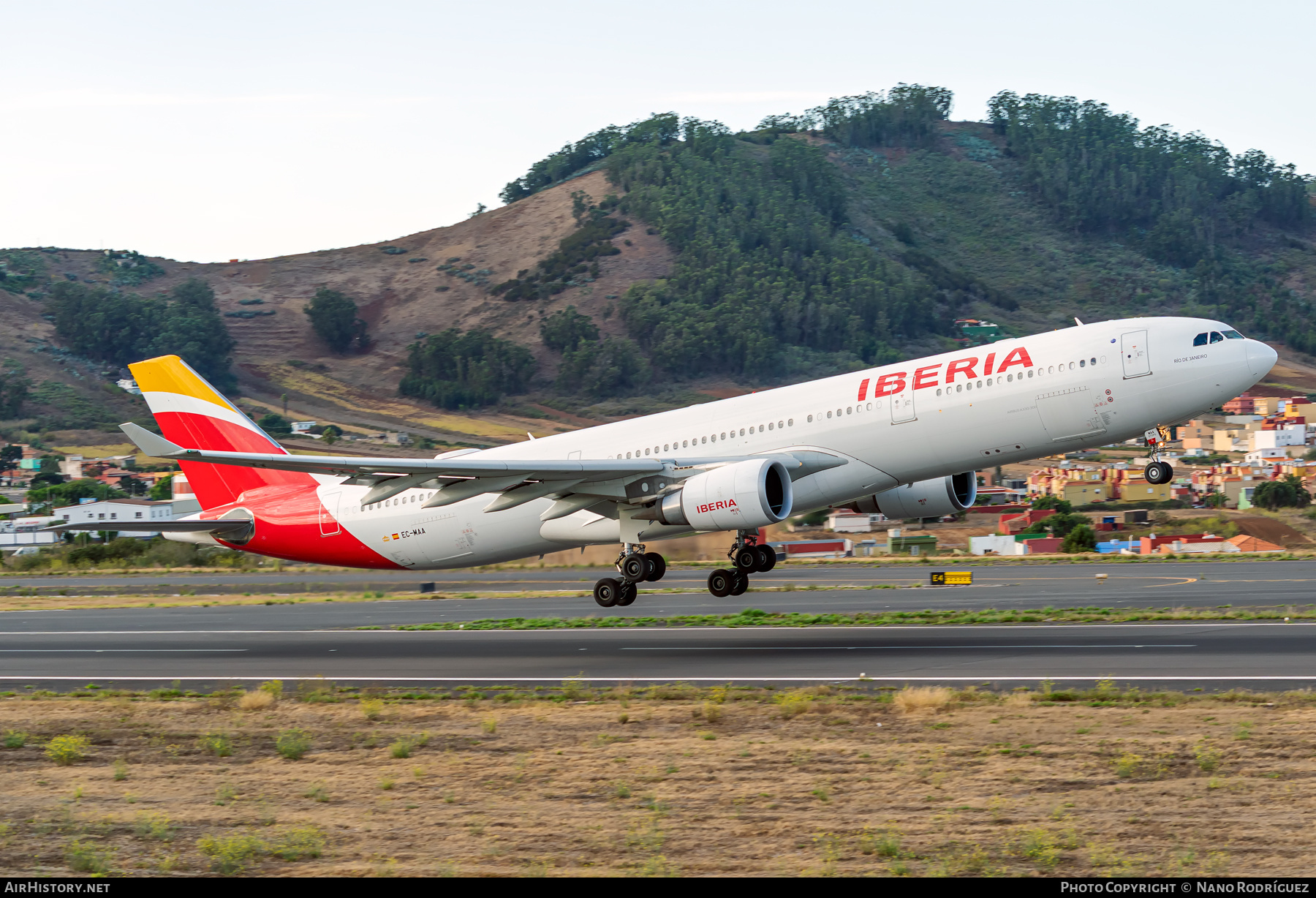 Aircraft Photo of EC-MAA | Airbus A330-302 | Iberia | AirHistory.net #272747