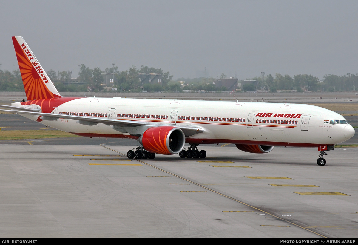 Aircraft Photo of VT-ALM | Boeing 777-337/ER | Air India | AirHistory.net #272771