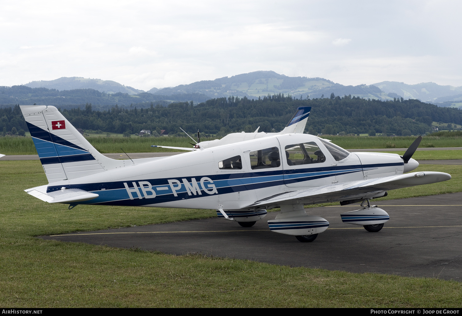 Aircraft Photo of HB-PMG | Piper PA-28-181 Archer II | AirHistory.net #272919