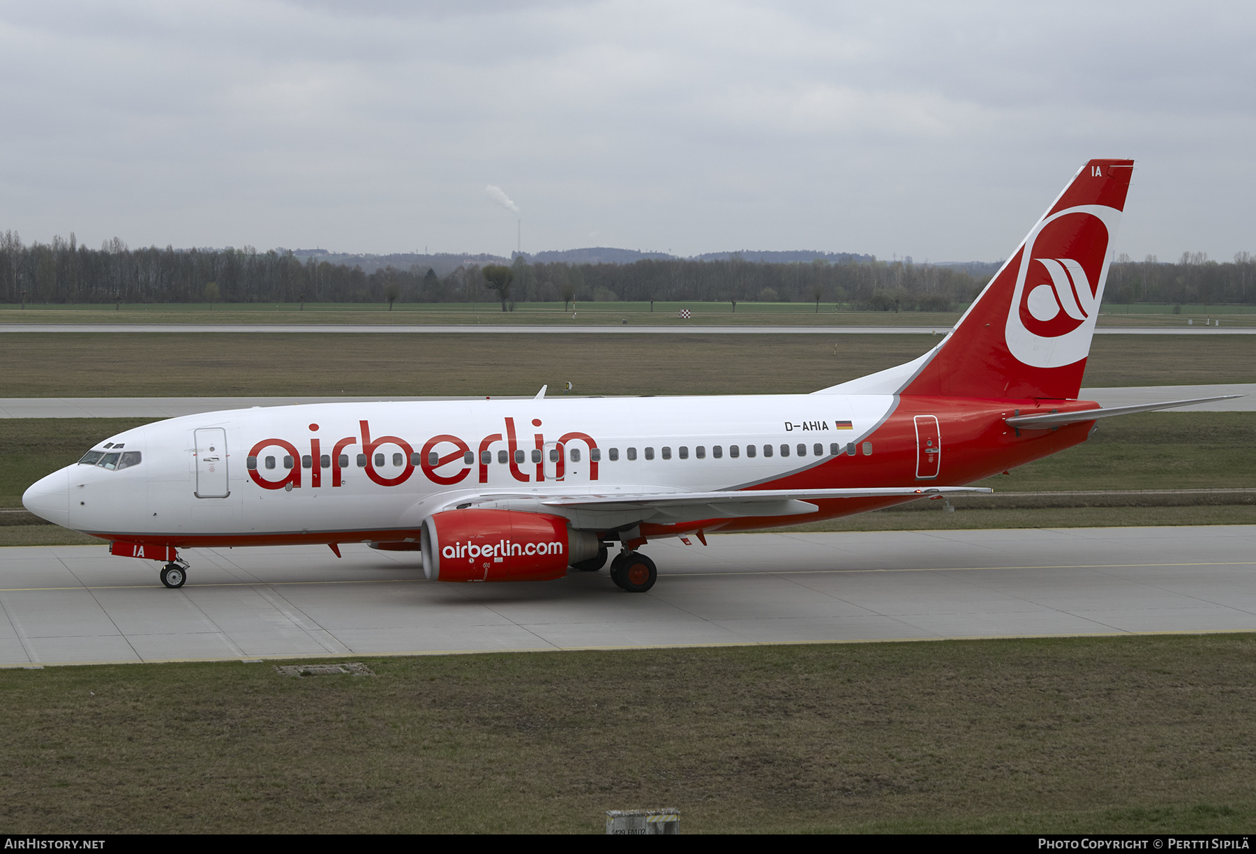 Aircraft Photo of D-AHIA | Boeing 737-73S | Air Berlin | AirHistory.net #272975