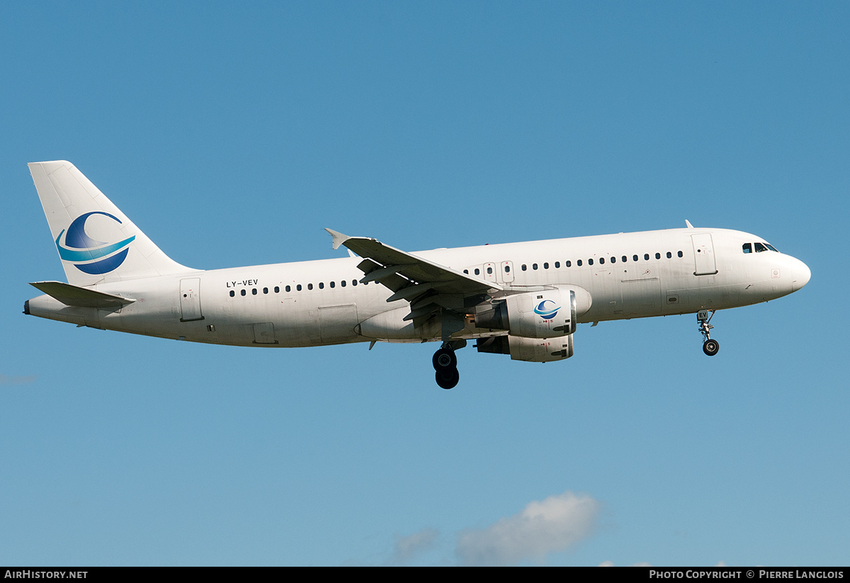 Aircraft Photo of LY-VEV | Airbus A320-211 | Avion Express | AirHistory.net #273015