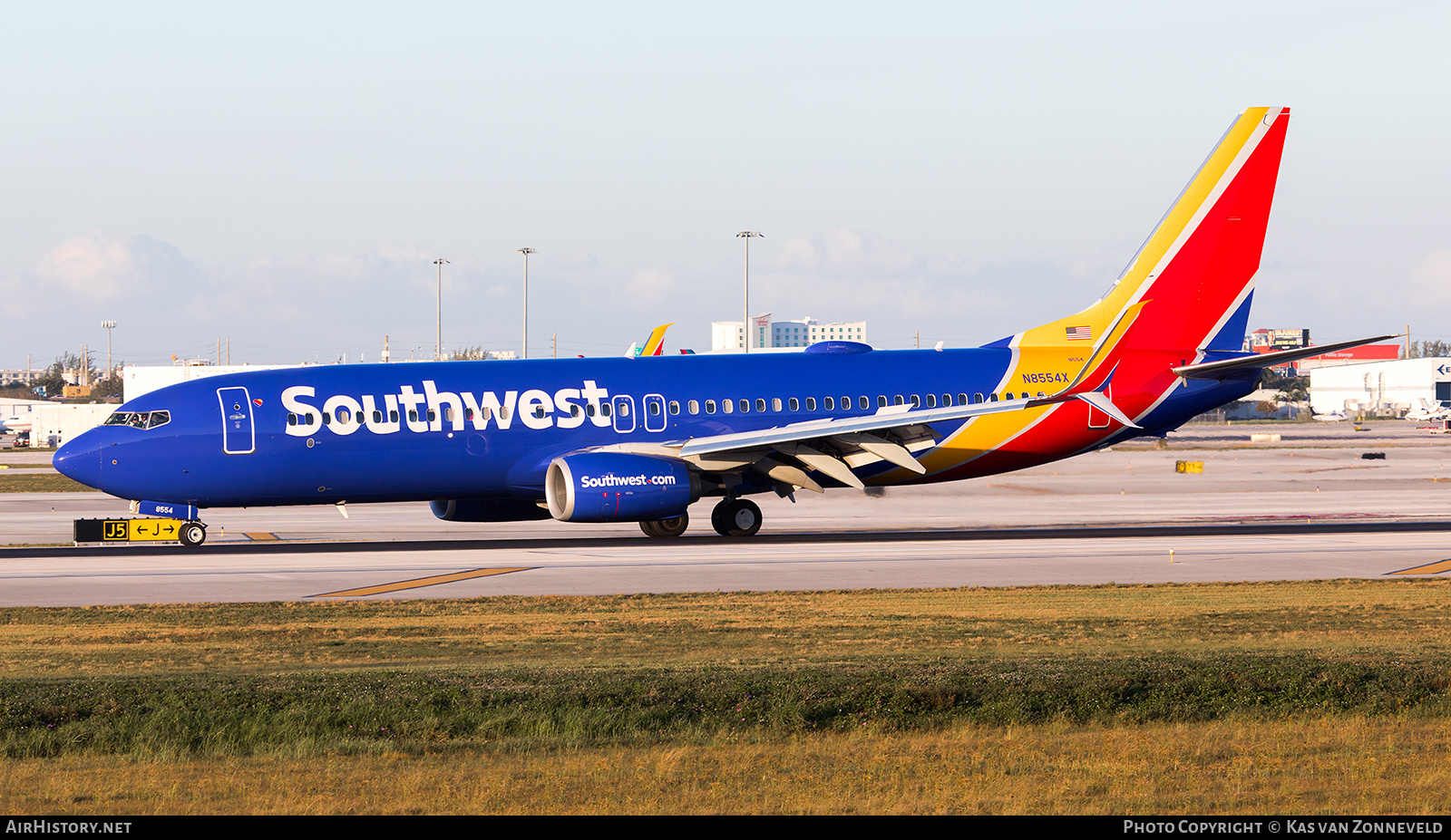 Aircraft Photo of N8554X | Boeing 737-8H4 | Southwest Airlines | AirHistory.net #273094
