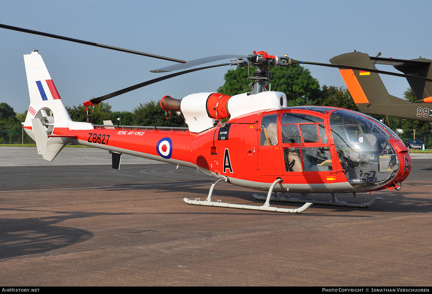 Aircraft Photo of G-CBSK / ZB627 | Aerospatiale SA-341D Gazelle HT3 | UK - Air Force | AirHistory.net #273201