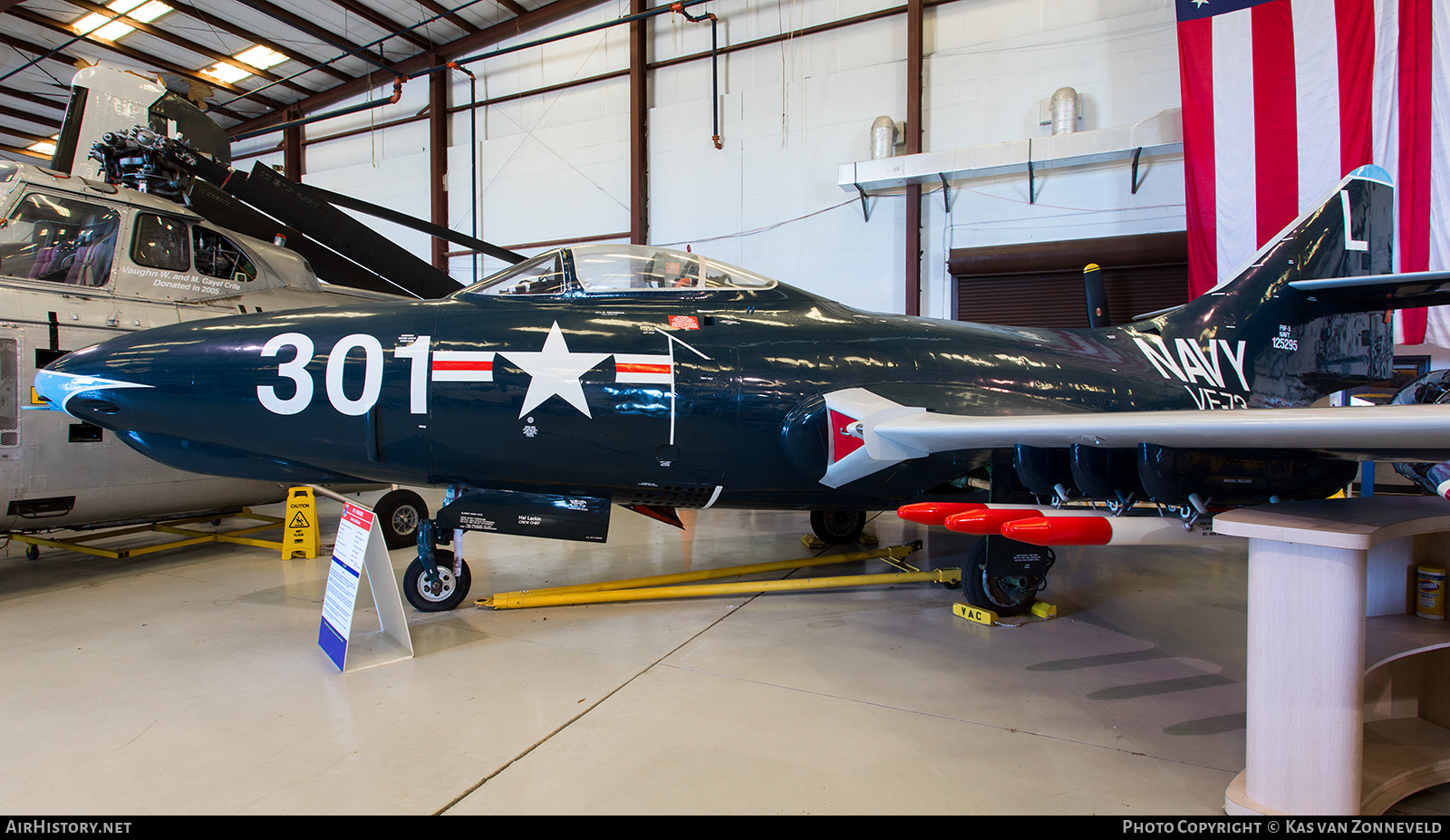 Aircraft Photo of 125295 | Grumman F9F-5 Panther | USA - Navy | AirHistory.net #273244