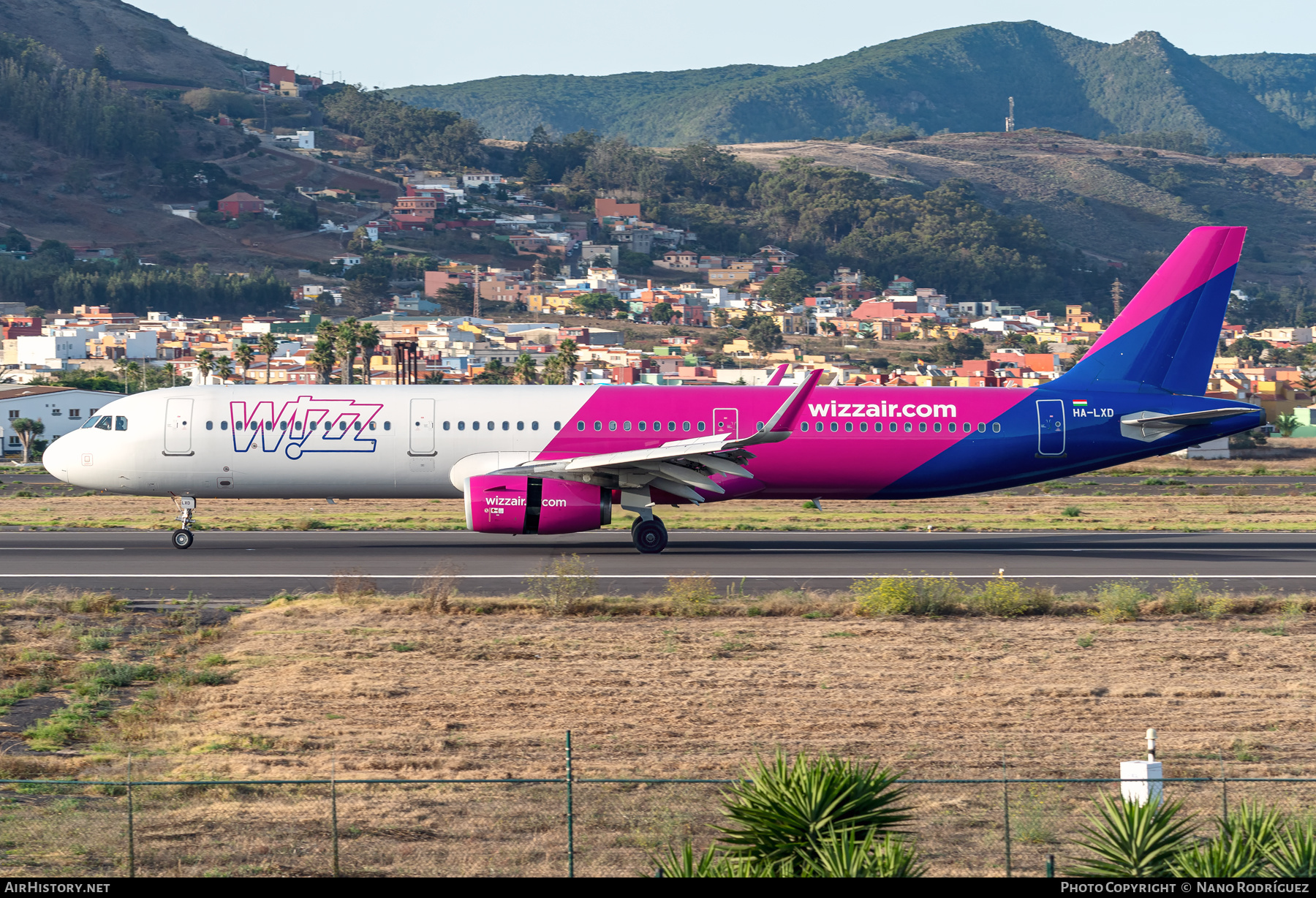Aircraft Photo of HA-LXD | Airbus A321-231 | Wizz Air | AirHistory.net #273290