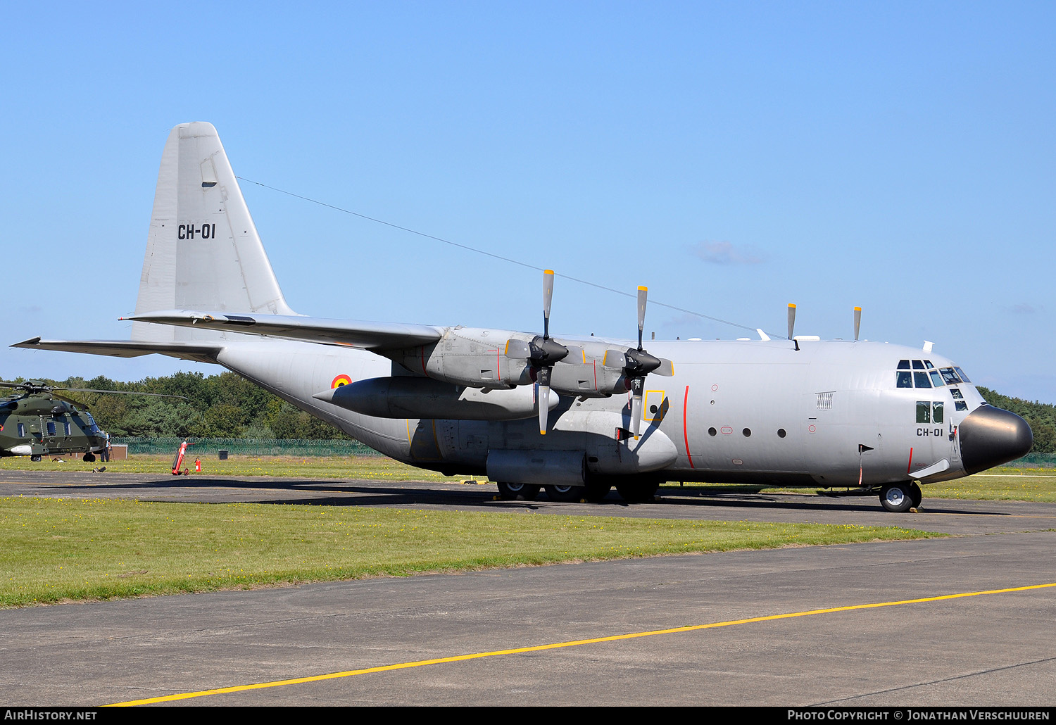 Aircraft Photo of CH-01 | Lockheed C-130H Hercules | Belgium - Air Force | AirHistory.net #273297