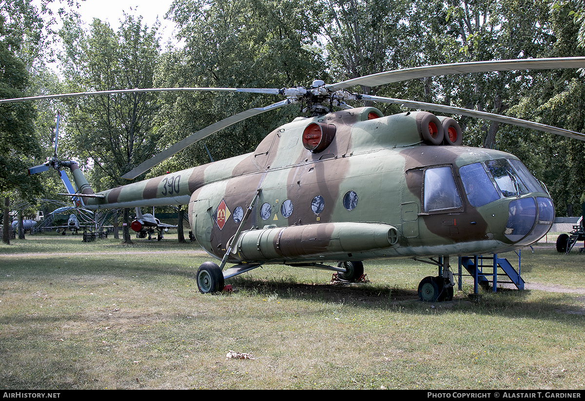 Aircraft Photo of 390 | Mil Mi-8T | East Germany - Air Force | AirHistory.net #273445
