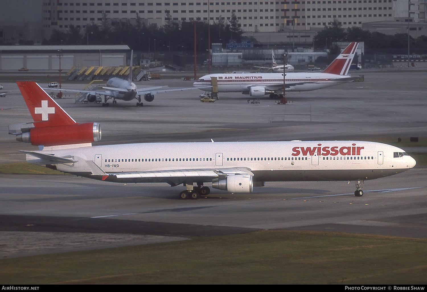 Aircraft Photo of HB-IWD | McDonnell Douglas MD-11 | Swissair | AirHistory.net #273456