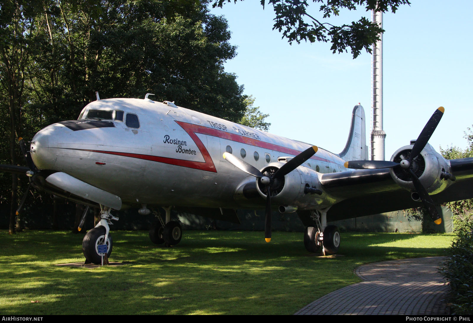 Aircraft Photo of 44-9063 / 9063 | Douglas C-54E Skymaster | USA - Air Force | AirHistory.net #273472