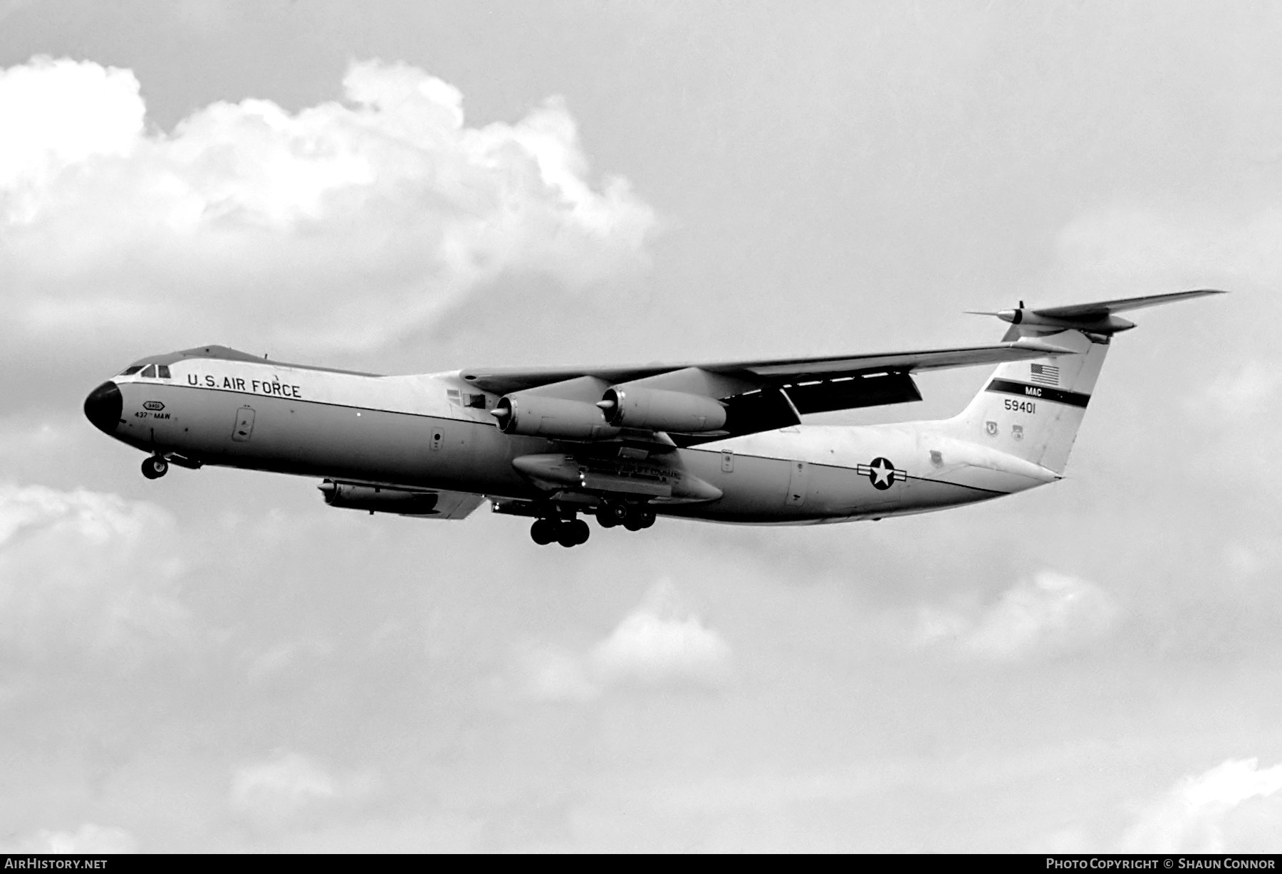 Aircraft Photo of 65-9401 | Lockheed C-141B Starlifter | USA - Air Force | AirHistory.net #273477