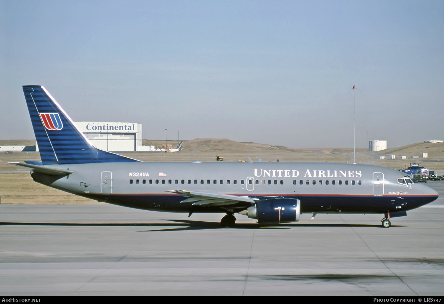 Aircraft Photo of N324UA | Boeing 737-322 | United Airlines | AirHistory.net #273622