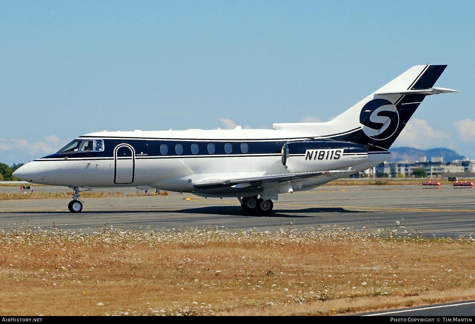 Aircraft Photo of N1811S | Raytheon Hawker 800XP | The Segel Group | AirHistory.net #273658