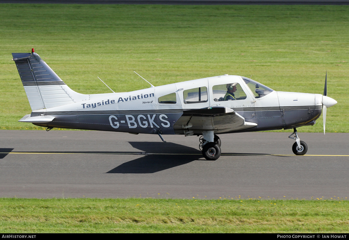 Aircraft Photo of G-BGKS | Piper PA-28-161 Cherokee Warrior II | Tayside Aviation | AirHistory.net #273742