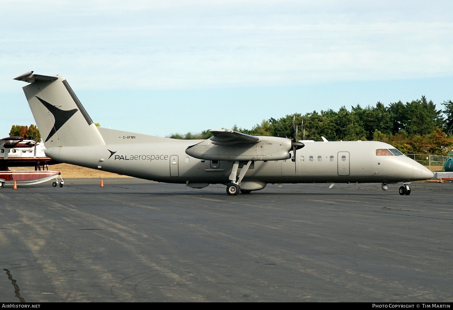 Aircraft Photo of C-GFMX | De Havilland Canada DHC-8-315 Dash 8 | PAL Aerospace | AirHistory.net #273764