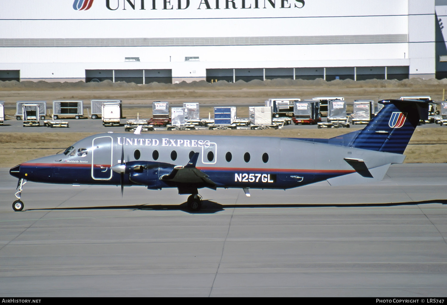 Aircraft Photo of N257GL | Raytheon 1900D | United Express | AirHistory.net #273838