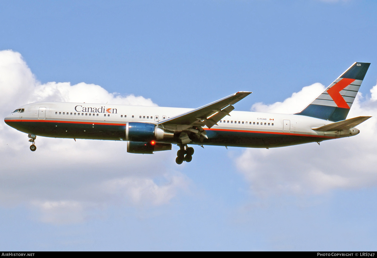 Aircraft Photo of C-FCAB | Boeing 767-375/ER | Canadian Airlines | AirHistory.net #273919
